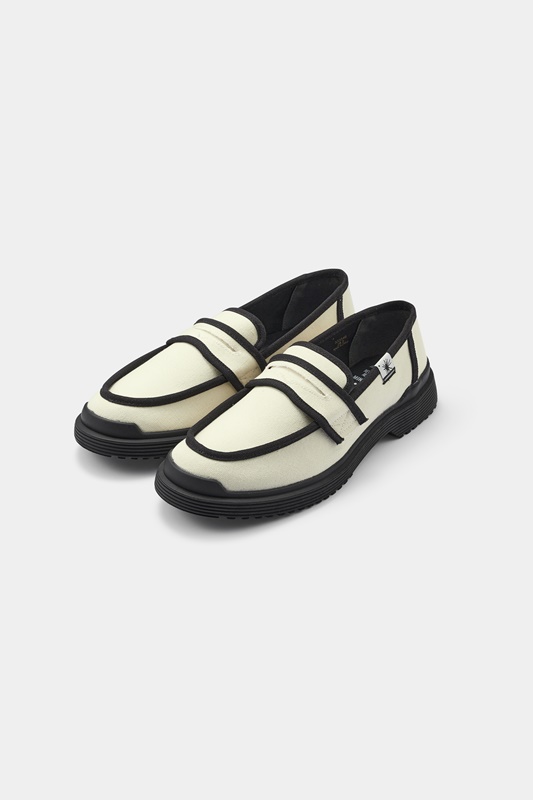 台灣販售預告｜ GD 也會想收？三原康裕 MIHARA YASUHIRO x GU 聯乘系列即將開賣，鞋款 $1800 有找！