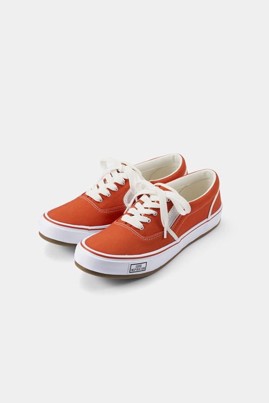 台灣販售預告｜ GD 也會想收？三原康裕 MIHARA YASUHIRO x GU 聯乘系列即將開賣，鞋款 $1800 有找！