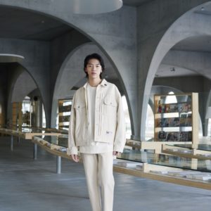 台灣販售預告｜ GD 也會想收？三原康裕 MIHARA YASUHIRO x GU 聯乘系列即將開賣，鞋款 $1800 有找！