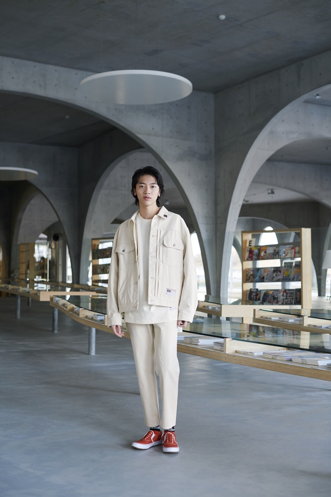 台灣販售預告｜ GD 也會想收？三原康裕 MIHARA YASUHIRO x GU 聯乘系列即將開賣，鞋款 $1800 有找！