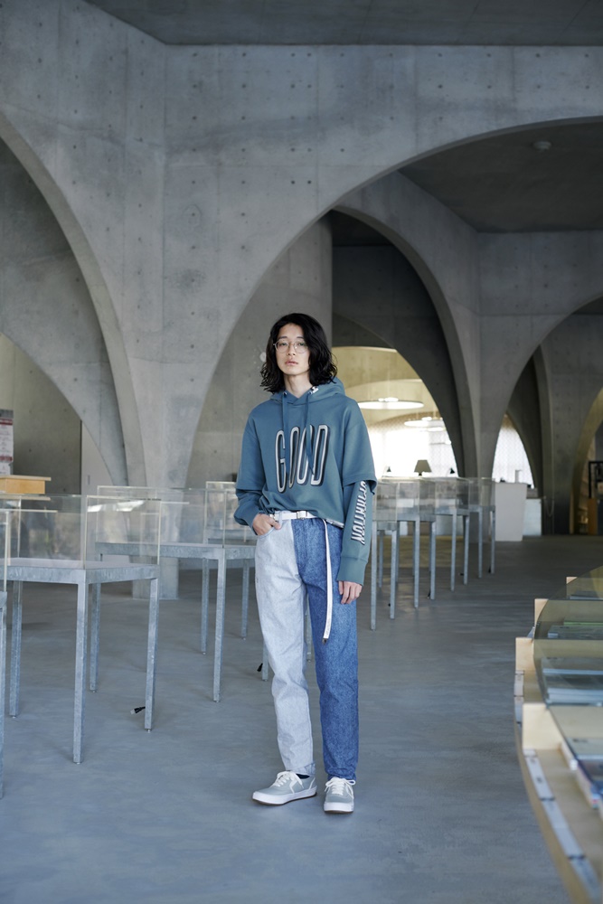 台灣販售預告｜ GD 也會想收？三原康裕 MIHARA YASUHIRO x GU 聯乘系列即將開賣，鞋款 $1800 有找！