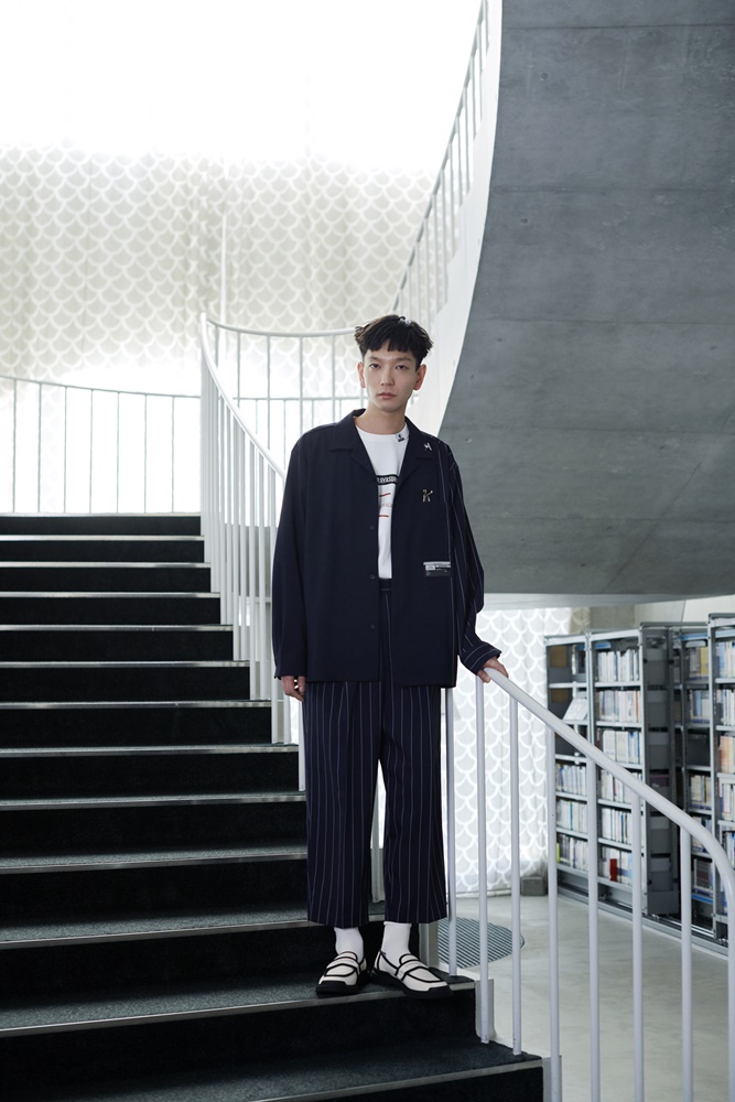 台灣販售預告｜ GD 也會想收？三原康裕 MIHARA YASUHIRO x GU 聯乘系列即將開賣，鞋款 $1800 有找！