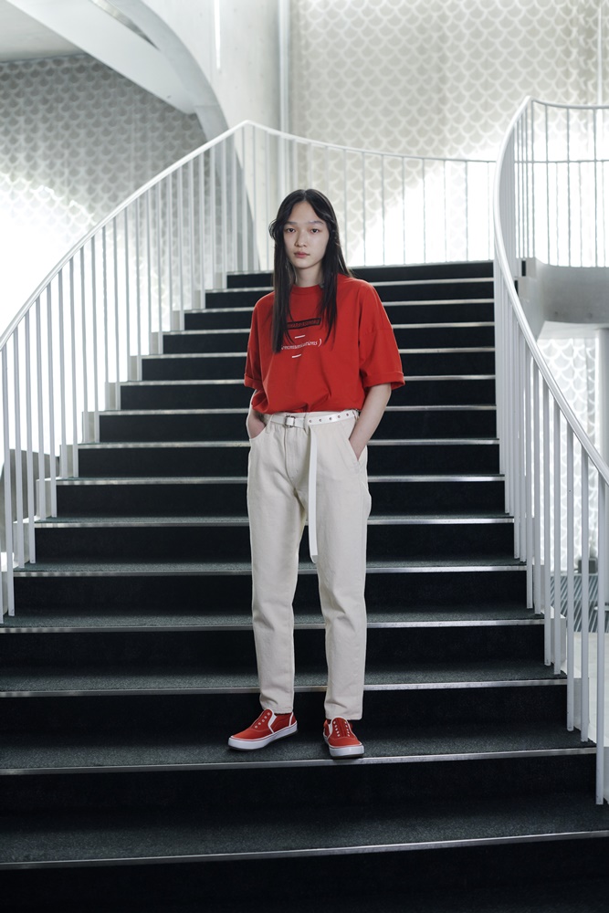 台灣販售預告｜ GD 也會想收？三原康裕 MIHARA YASUHIRO x GU 聯乘系列即將開賣，鞋款 $1800 有找！