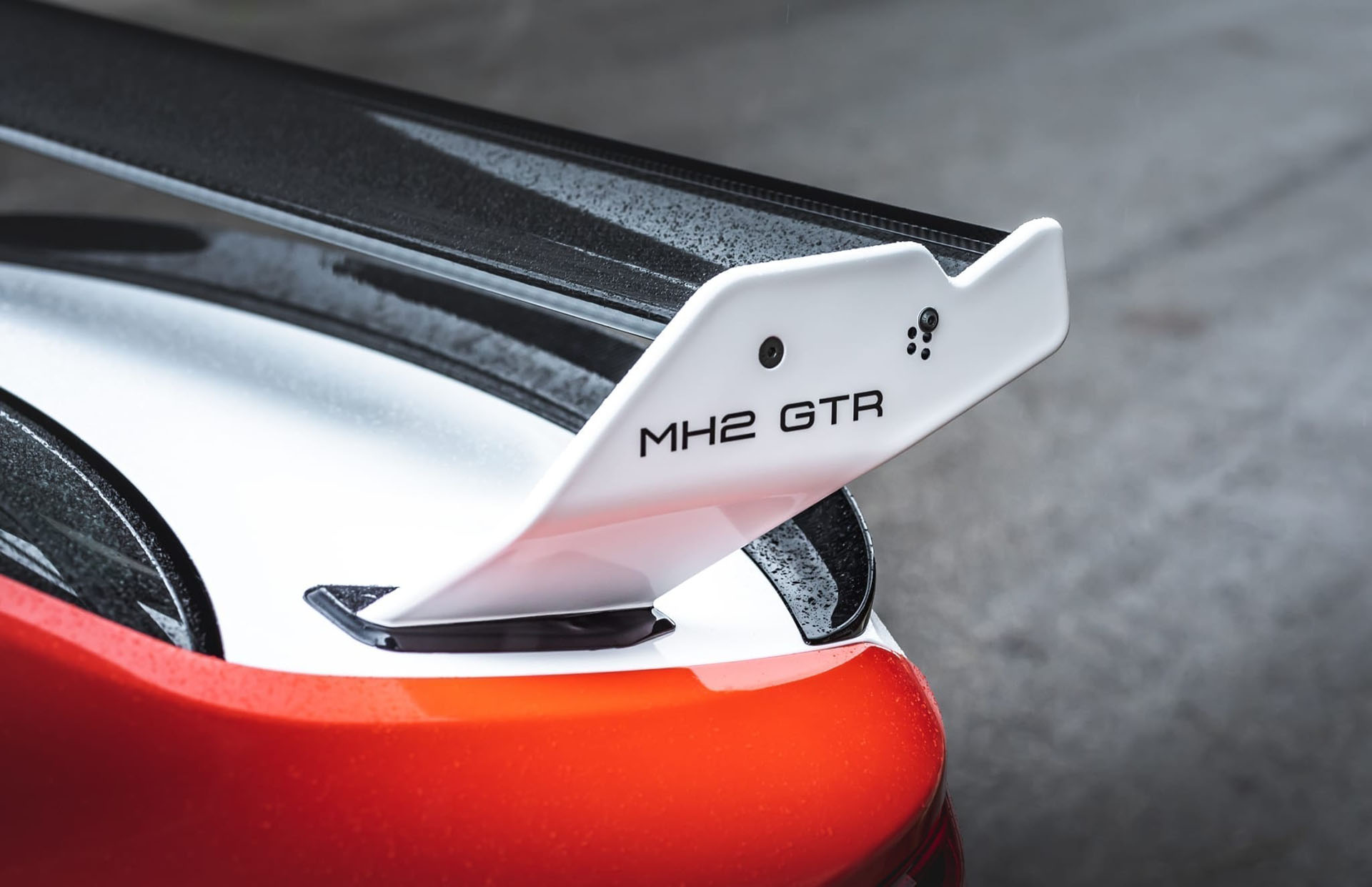 MANHART MH2 GTR-1