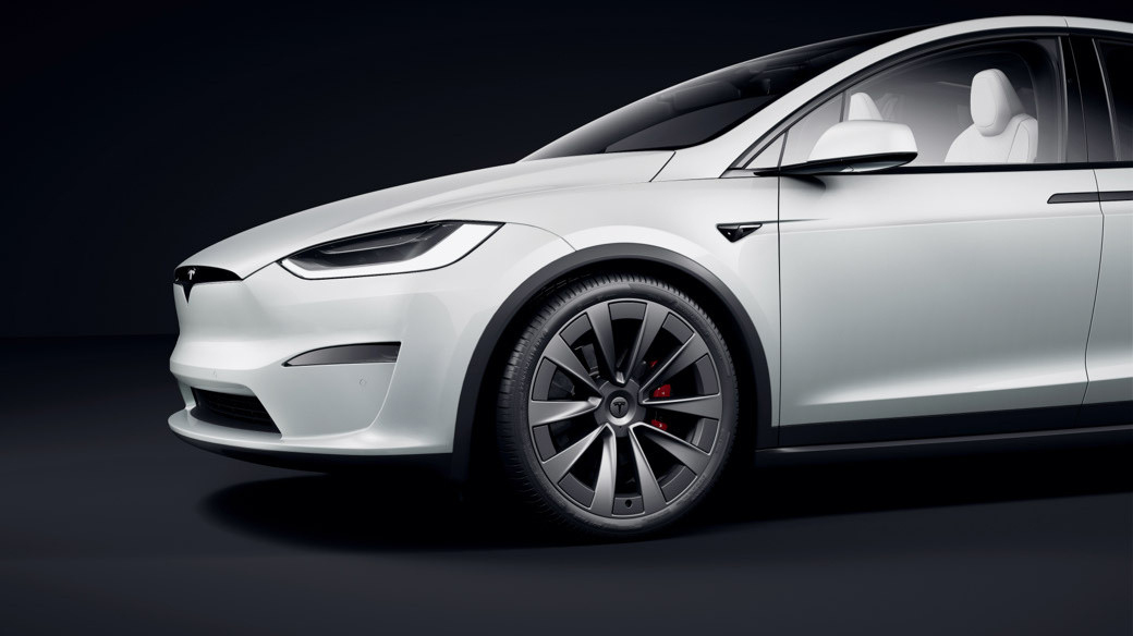 這方向盤 … 開飛機了？Tesla Model S、Model X 改款發表！