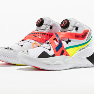 移植復古黑科技！PUMA 重磅推出 Disc 系列無鞋帶轉盤籃球鞋，再次投下籃壇震撼彈！
