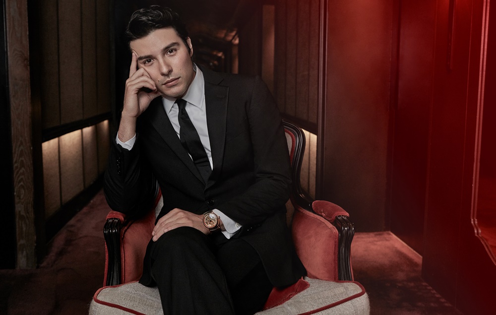 鳳小岳這氣場太強大！ ROYAL ELASTICS WATCH 推出全新「TRON 陀飛輪」及「 RE1 」錶款！