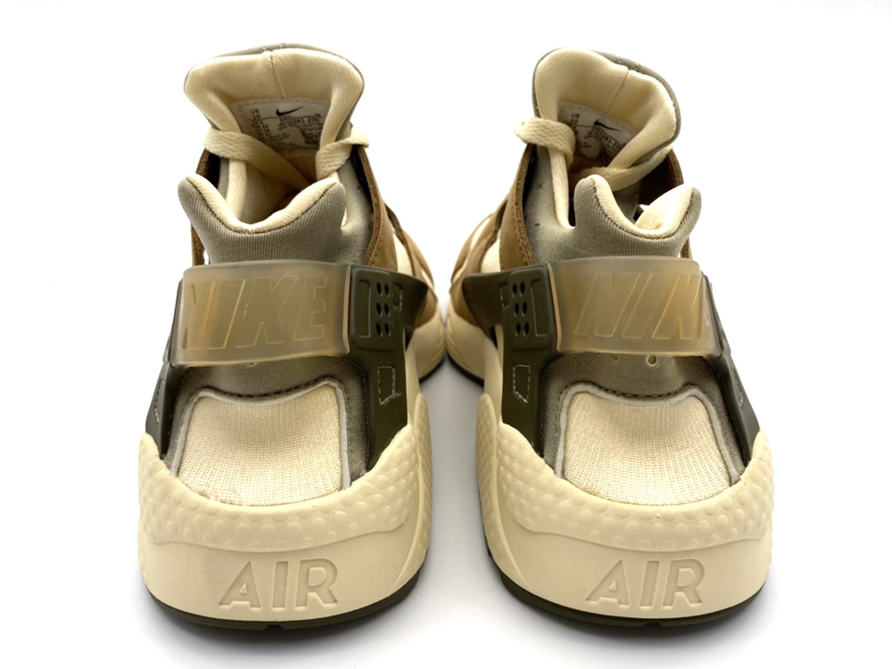 COOL 開箱｜「 NIKE 聯名之鑰」睽違 21 年首次復刻！搶先細覽 Stüssy x Nike Air Huarache LE 聯乘鞋款