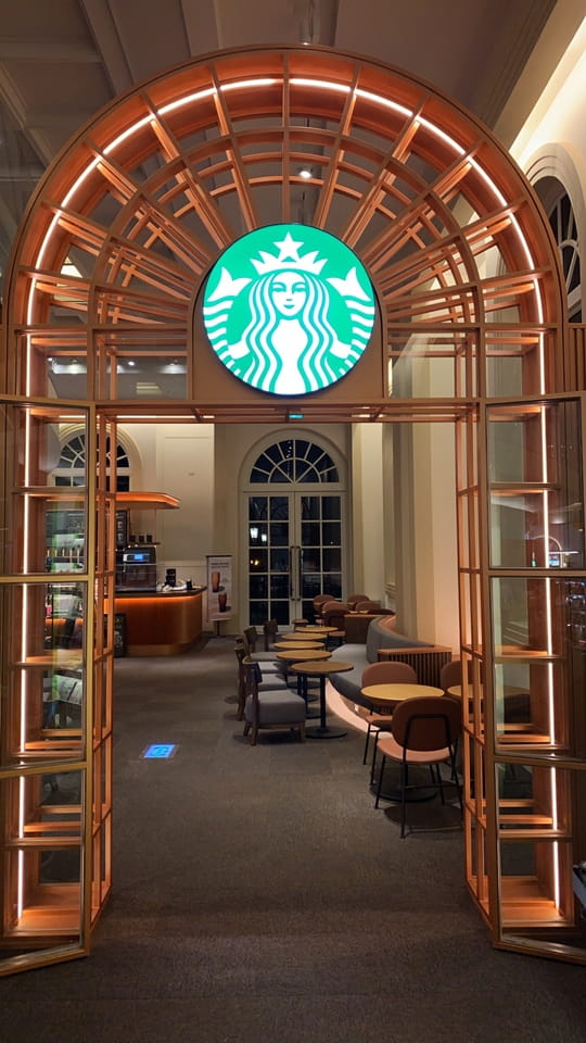 星粉必衝！全台唯一「博物館星巴克」在台南！連假返鄉走春別忘了來打卡朝聖！