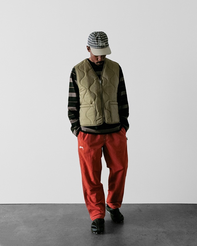 Model 腳上驚見「重磅聯名復刻」－ Stüssy 正式發佈 2021 年春季 Lookbook　網驚：我等這雙等了 20 年！
