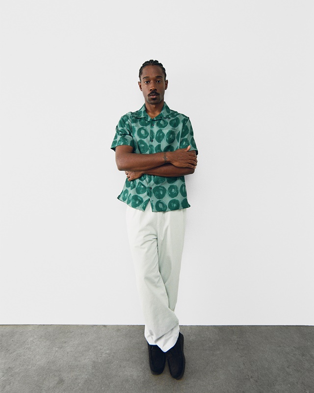 Model 腳上驚見「重磅聯名復刻」－ Stüssy 正式發佈 2021 年春季 Lookbook　網驚：我等這雙等了 20 年！