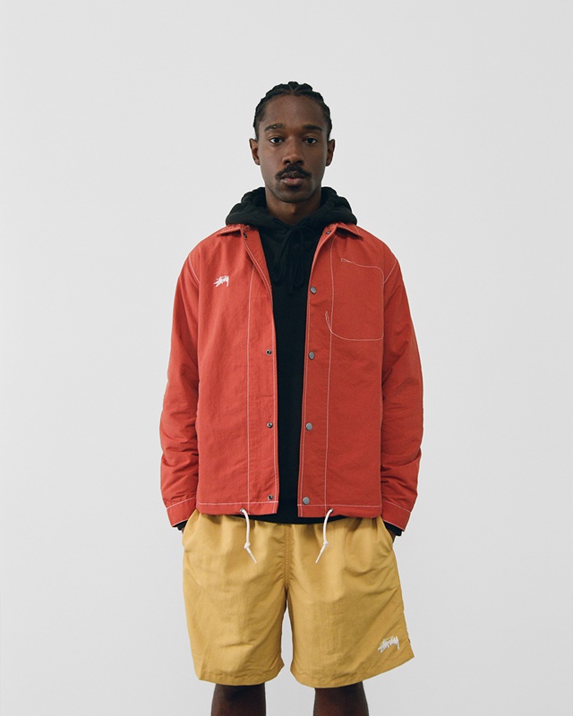 Model 腳上驚見「重磅聯名復刻」－ Stüssy 正式發佈 2021 年春季 Lookbook　網驚：我等這雙等了 20 年！