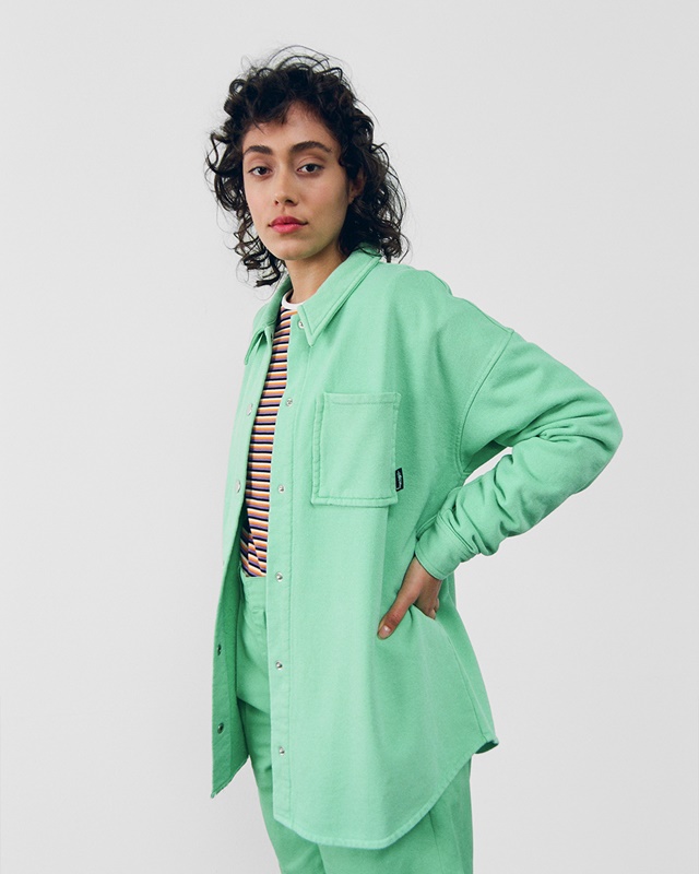 Model 腳上驚見「重磅聯名復刻」－ Stüssy 正式發佈 2021 年春季 Lookbook　網驚：我等這雙等了 20 年！