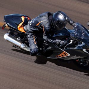 這波操作太神速！Suzuki 第 3 代 Hayabusa 才發表，台灣同步送測檢驗中！