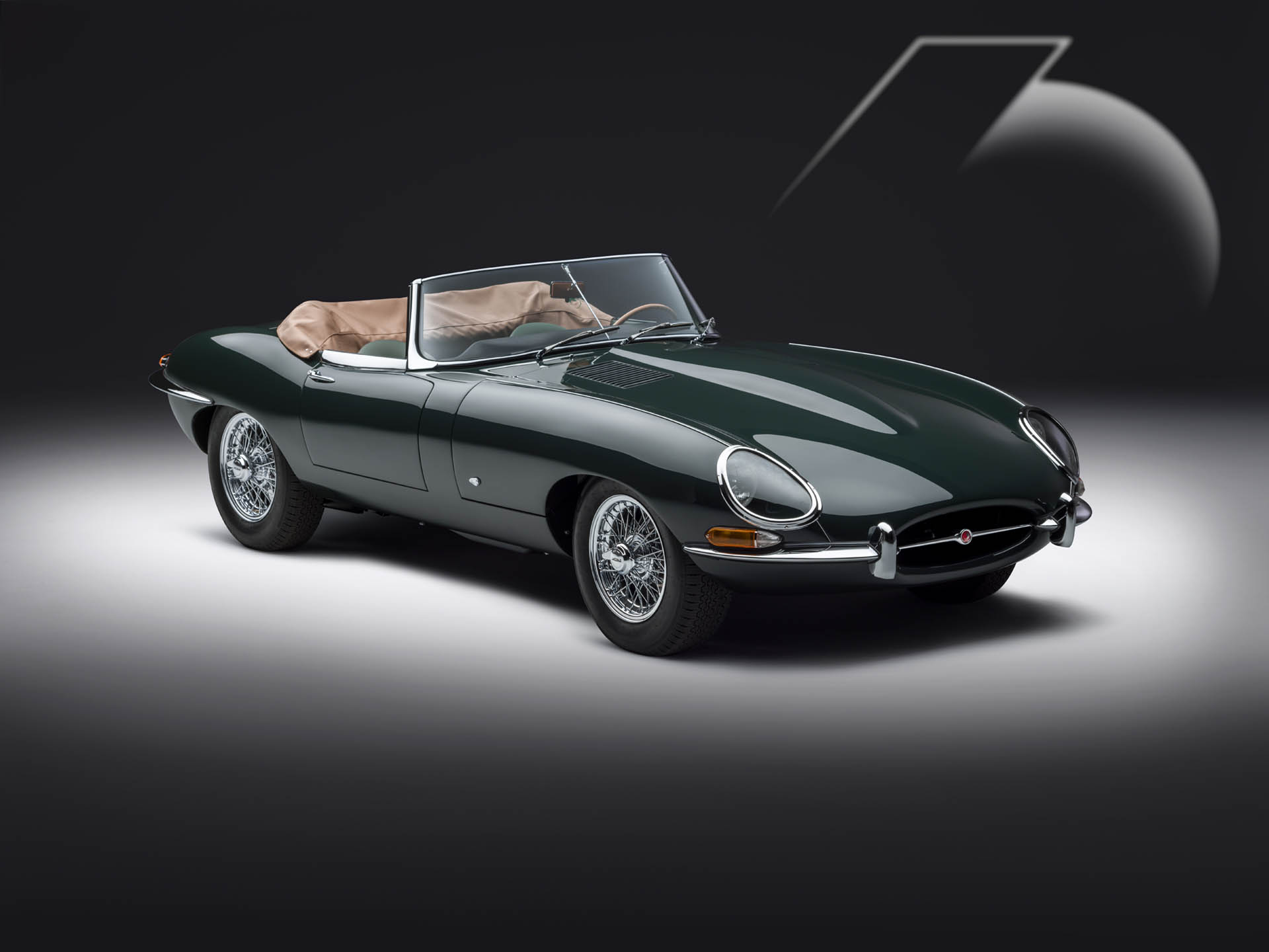 連法拉利創辦人都說美！Jaguar 展演 E-TYPE 60 COLLECTION、跑車精神始終如一！