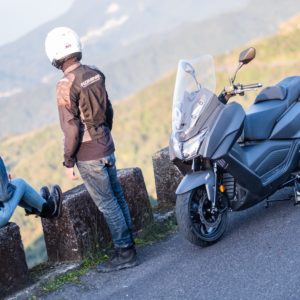 巡弋勁旅！SYM MAXSYM400全新上市 全方位平衡SYM新世代中堅黃牌大型速可達