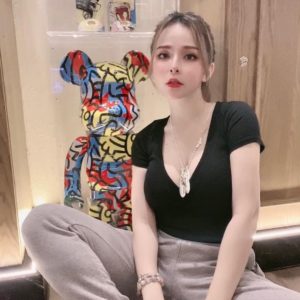 批「鮭魚」改名之亂「暗黑李毓芬」香菱勸改配偶欄：你想吃啥就吃啥！釣出網紅認乾媽