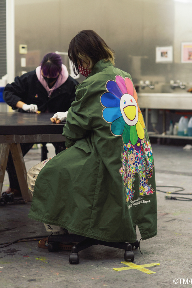 不怕別人不知道你穿什麼，村上隆聯名 M-65 夾克「準備發售」！