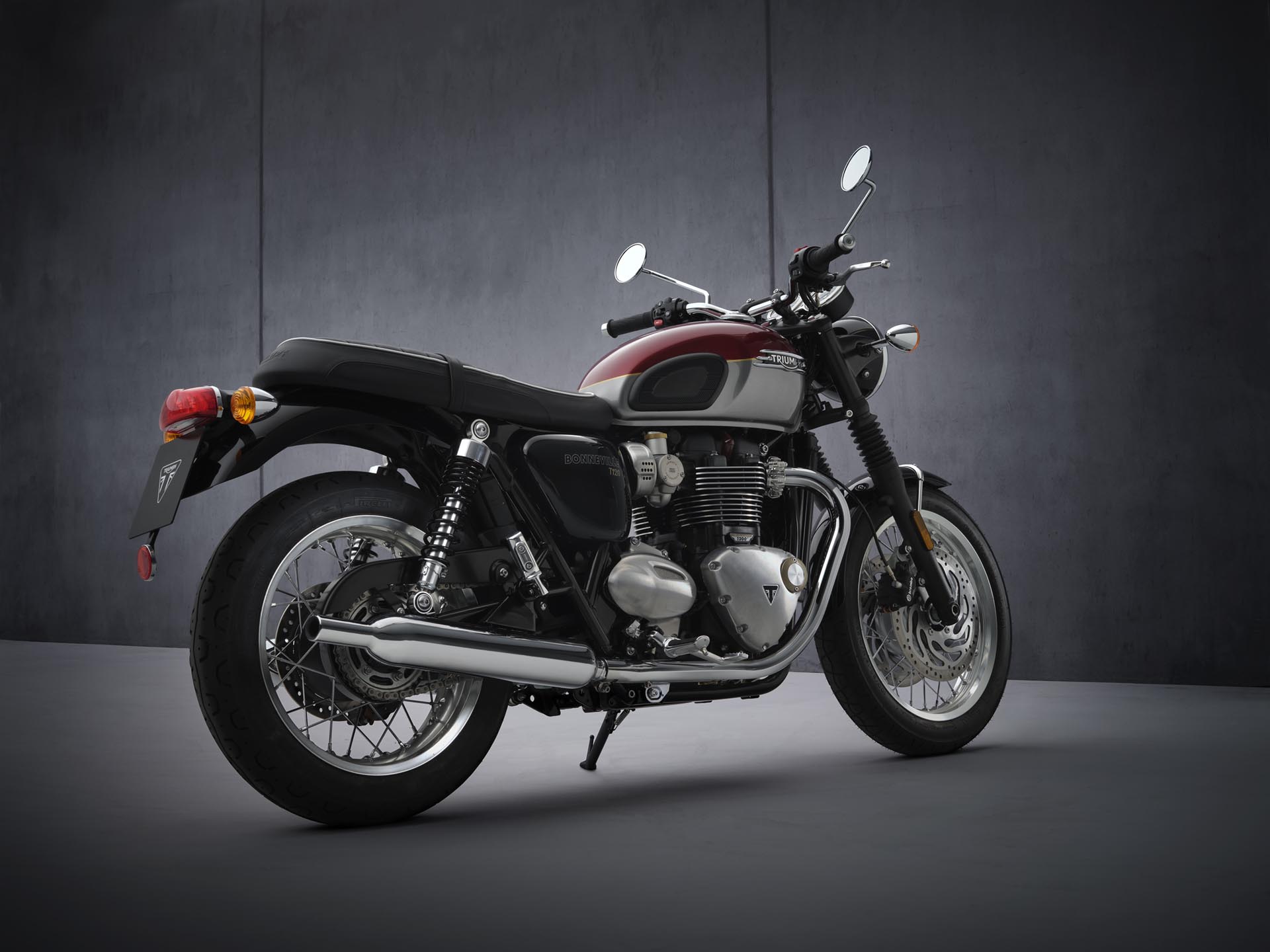 經典街車改款登場！Triumph Bonneville 更輕更強！