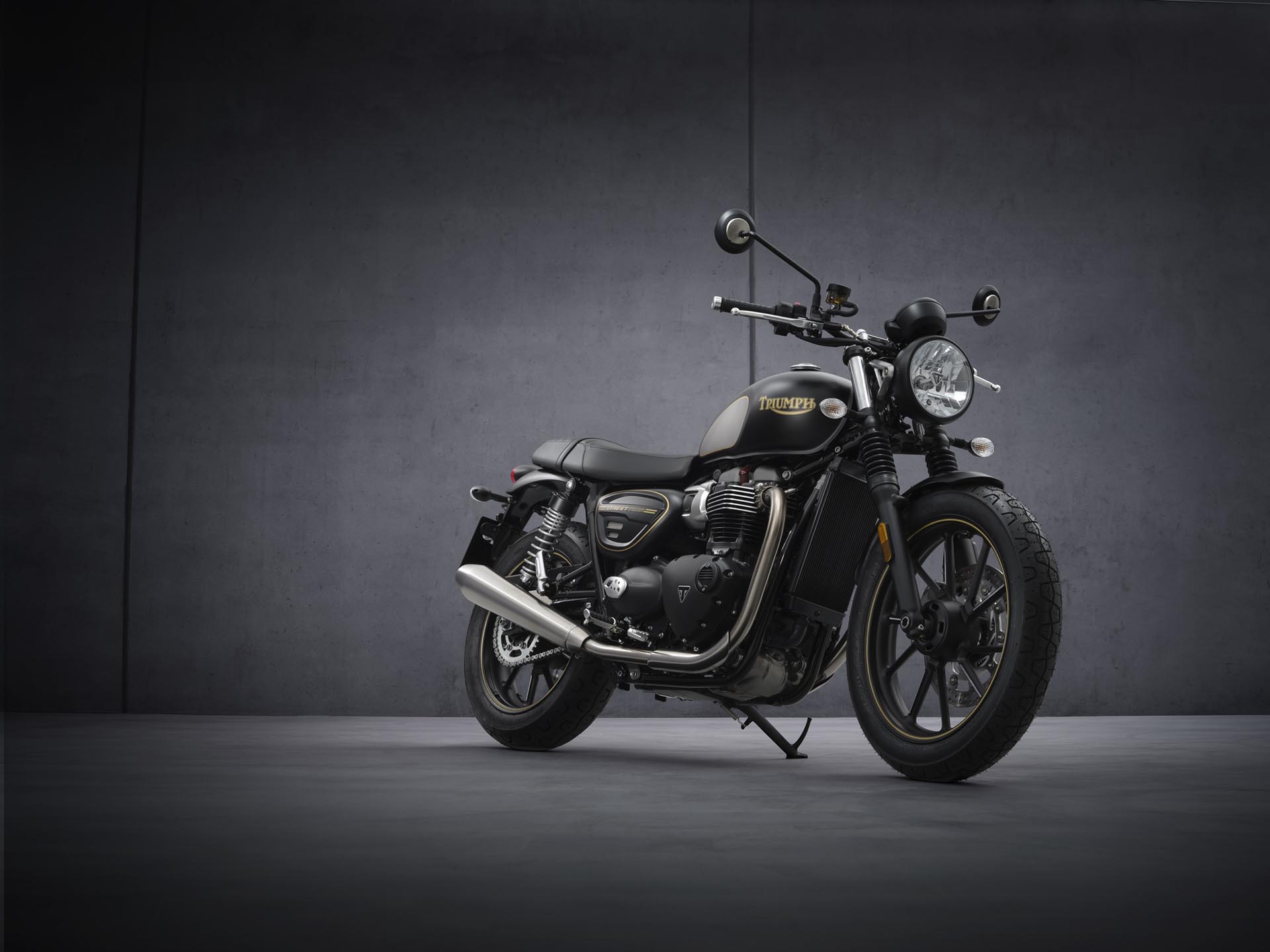 經典街車改款登場！Triumph Bonneville 更輕更強！