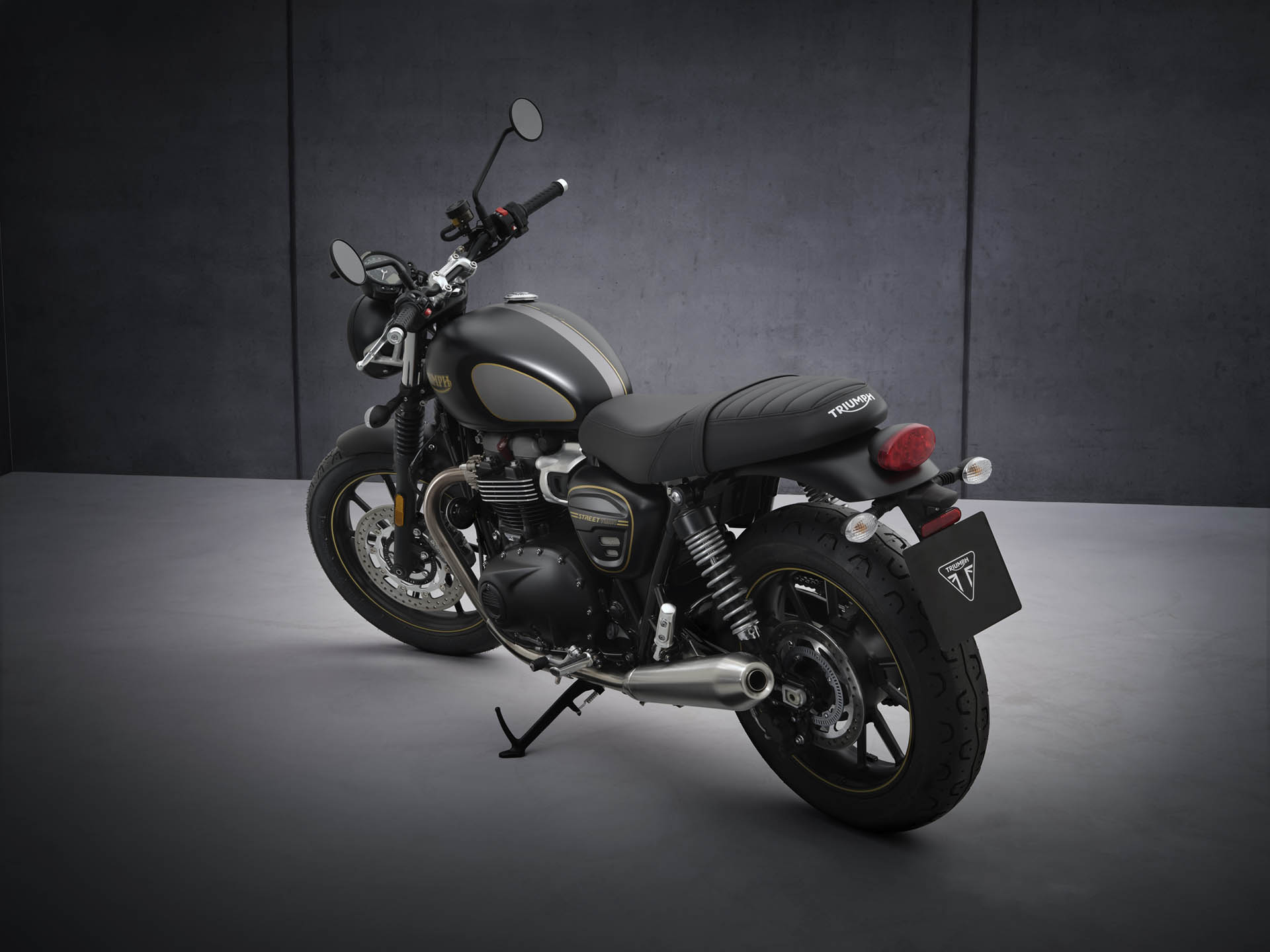 經典街車改款登場！Triumph Bonneville 更輕更強！