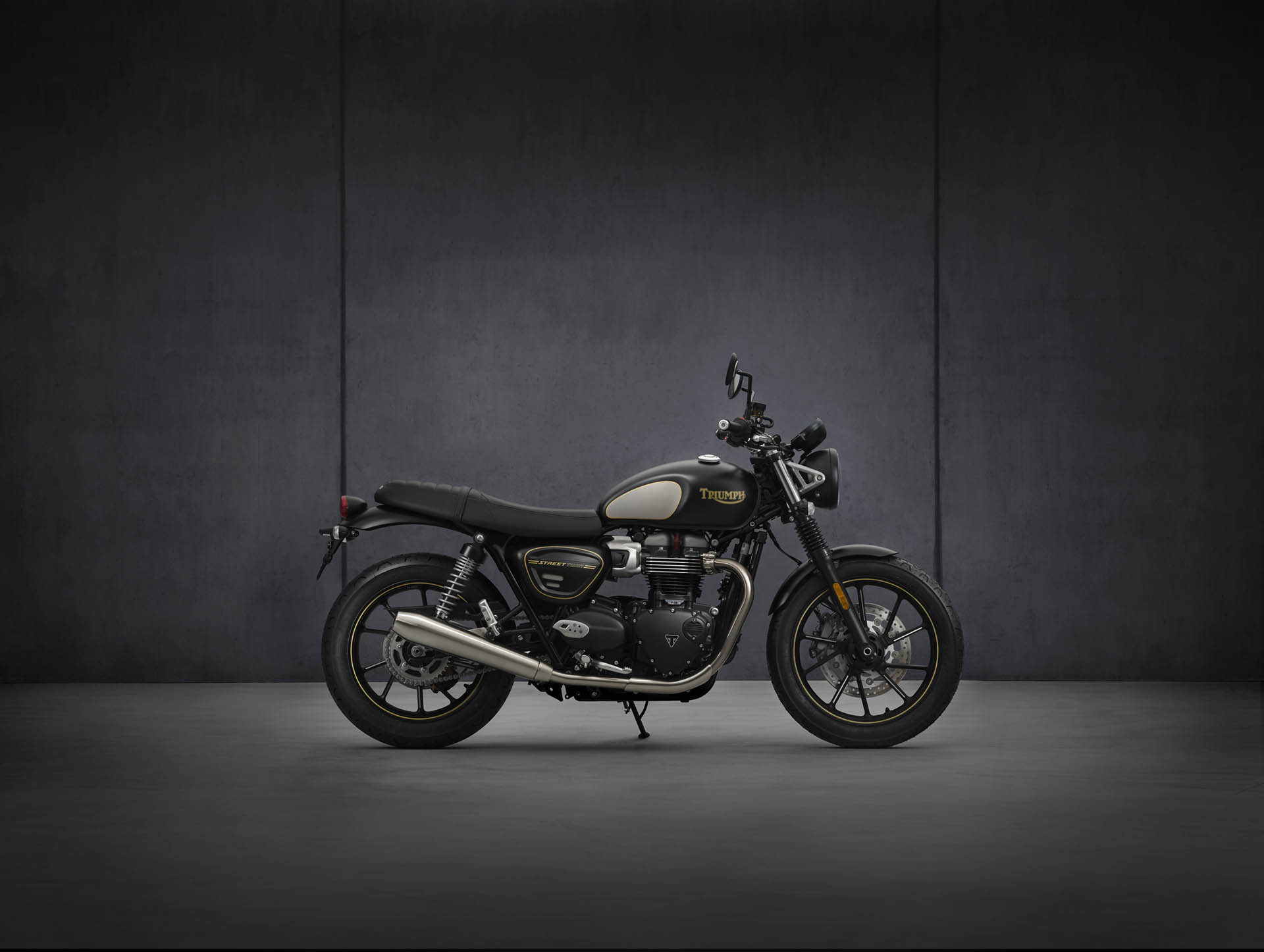 經典街車改款登場！Triumph Bonneville 更輕更強！