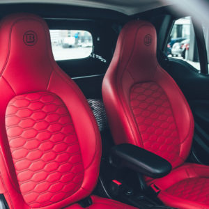 這反差太大！Brabus 92R 萌度有、也超有態度！