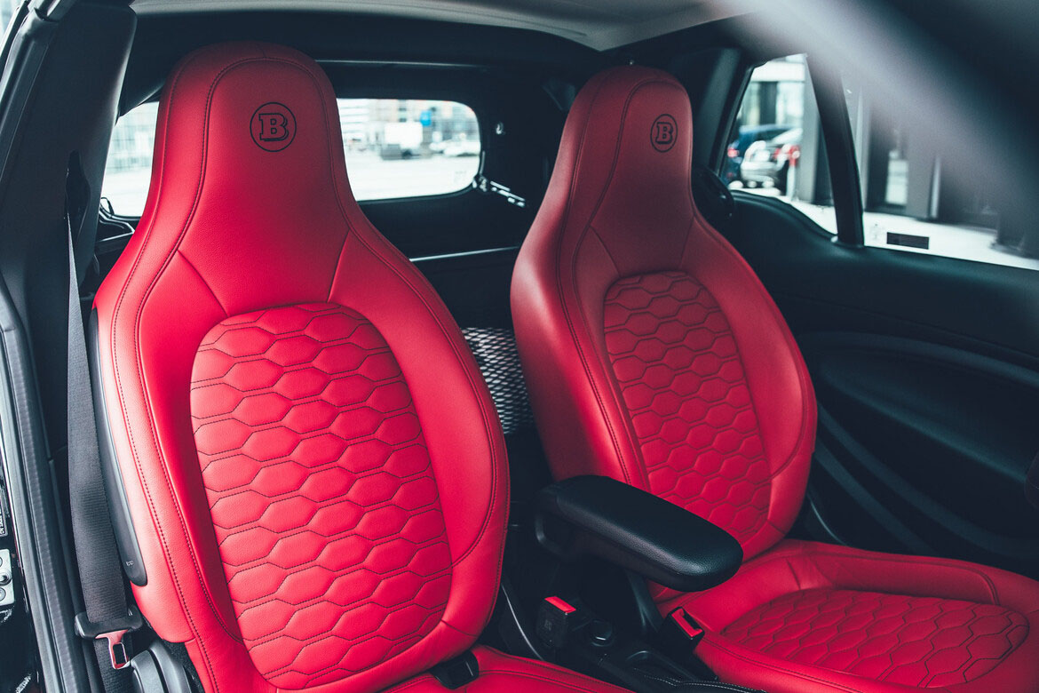 這反差太大！Brabus 92R 萌度有、也超有態度！