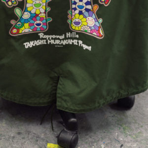 不怕別人不知道你穿什麼，村上隆聯名 M-65 夾克「準備發售」！