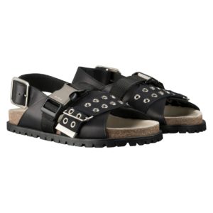 不是 Nike 聯名你就不買，這樣 sacai 可能會哭爸喔！