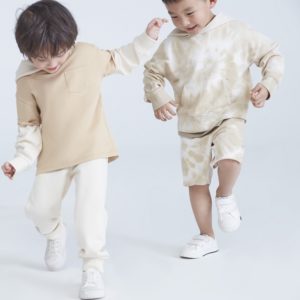 One Tone 風格穿搭必備！ Gap 早春推出大地色系的「法式圈織」系列　網： YEEZY 聯名來臨的前哨？！