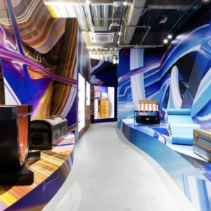 該 IG 打卡了各位！Louis Vuitton「&」 展覽，超多你沒見過的神品！