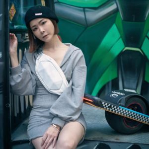 歐日熱銷話題不斷！每個人都該有一個硬殼包！ TAJEZZO缺貨包款再推年度限量潮搭新色！