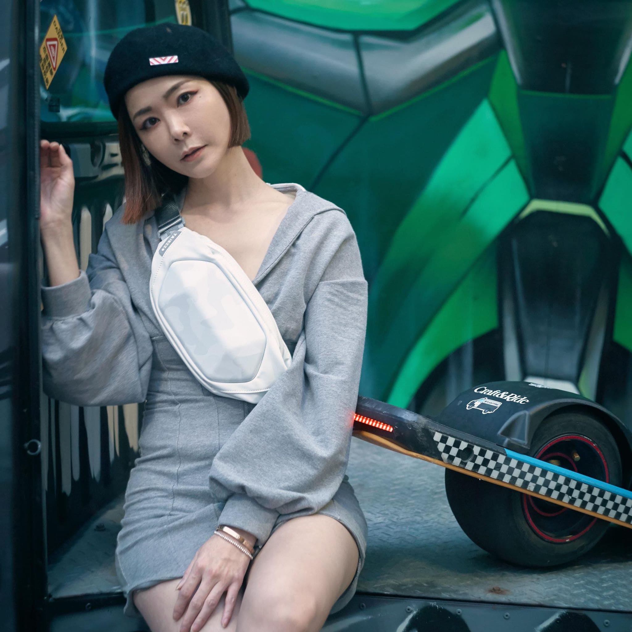 歐日熱銷話題不斷！每個人都該有一個硬殼包！ TAJEZZO缺貨包款再推年度限量潮搭新色！