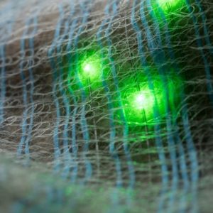 坐骨神經痛馬上就知道？這件「可預測姿勢的素 Tee」你們期待量產嗎！