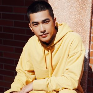One Tone 風格穿搭必備！ Gap 早春推出大地色系的「法式圈織」系列　網： YEEZY 聯名來臨的前哨？！