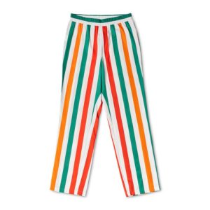 在家也要潮！便利商店 7-11 推出「限量版睡衣」，就連 YEEZY 拖鞋竟也入鏡？