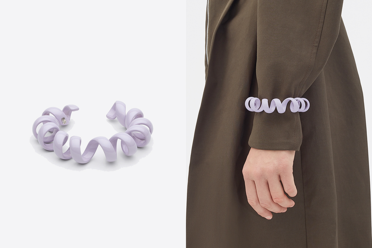 以為束帶手環就夠扯？精品 Bottega Veneta 推出「要價 5 萬 6 的電話線配件」？