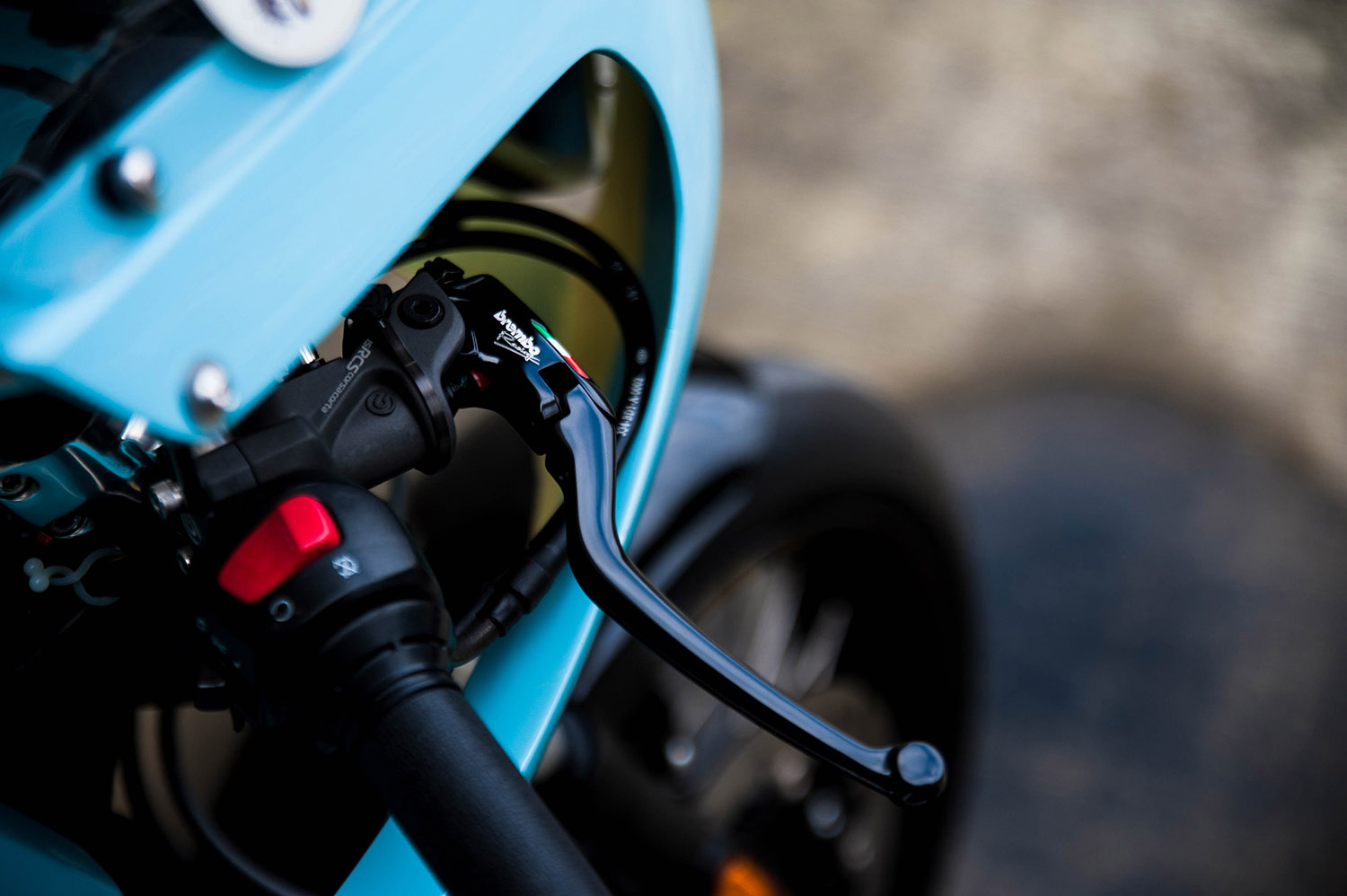 居然是大野狼！Mike's Garage 以 SYM 三陽機車 SB300 打造獨一無二的 68 號手工改裝車！