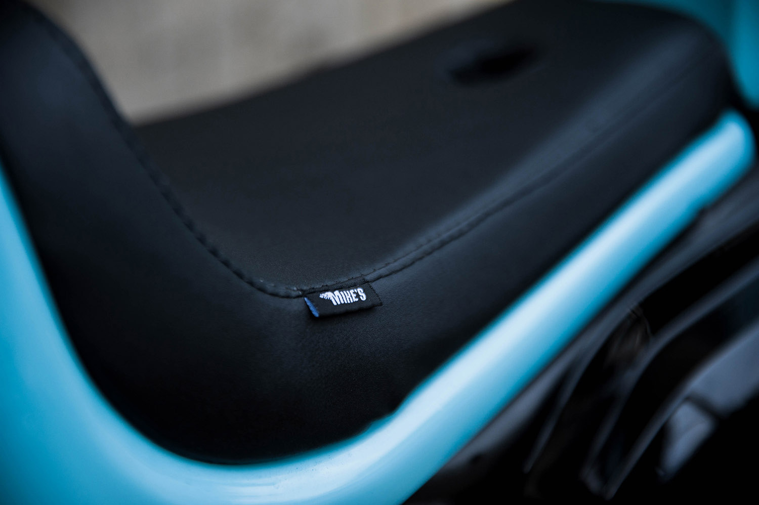 居然是大野狼！Mike's Garage 以 SYM 三陽機車 SB300 打造獨一無二的 68 號手工改裝車！