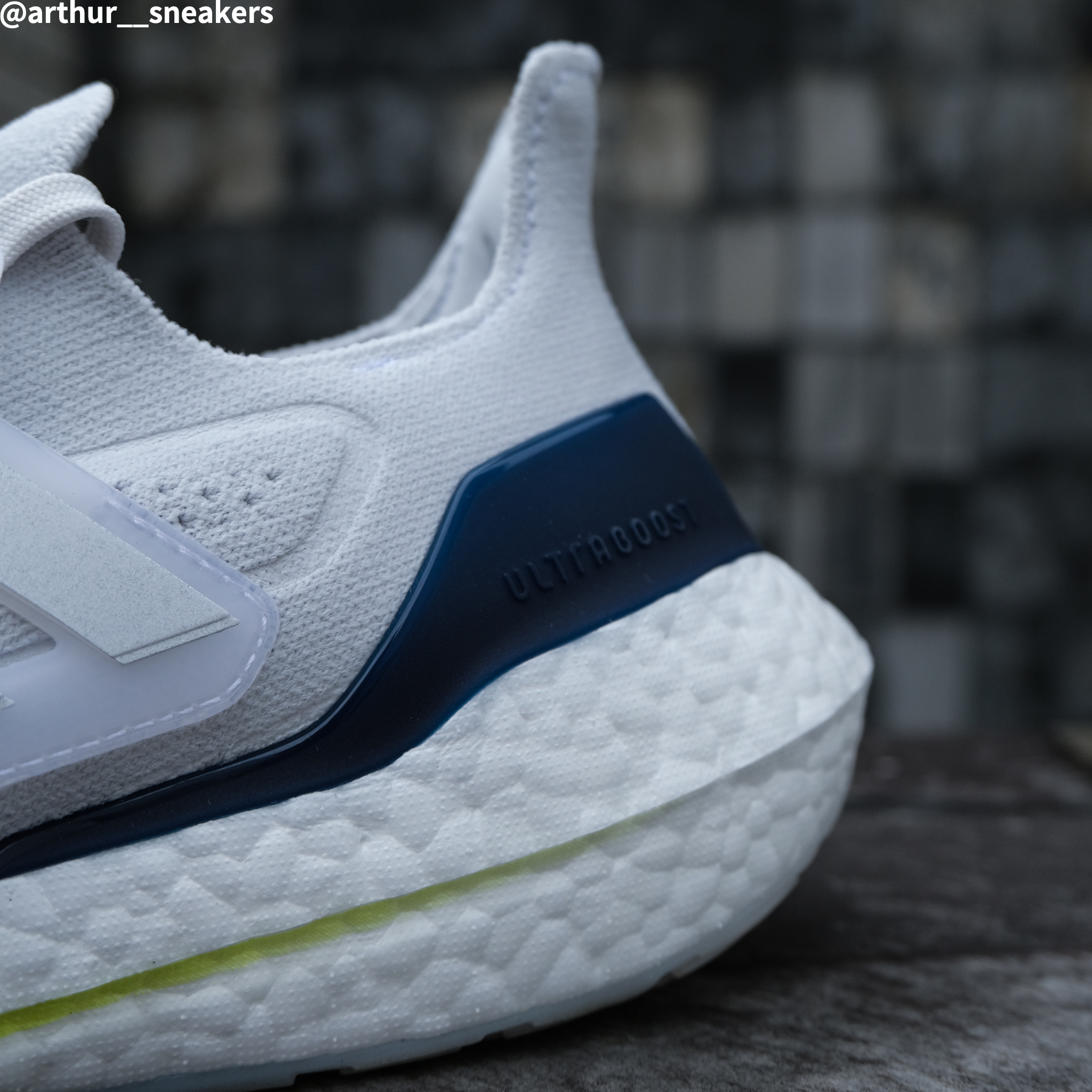 COOL 開箱｜Q彈腳感小心一穿就上癮！全新 adidas Ultraboost 21 新色近賞，潮流、性能同時兼具！#文末贈鞋