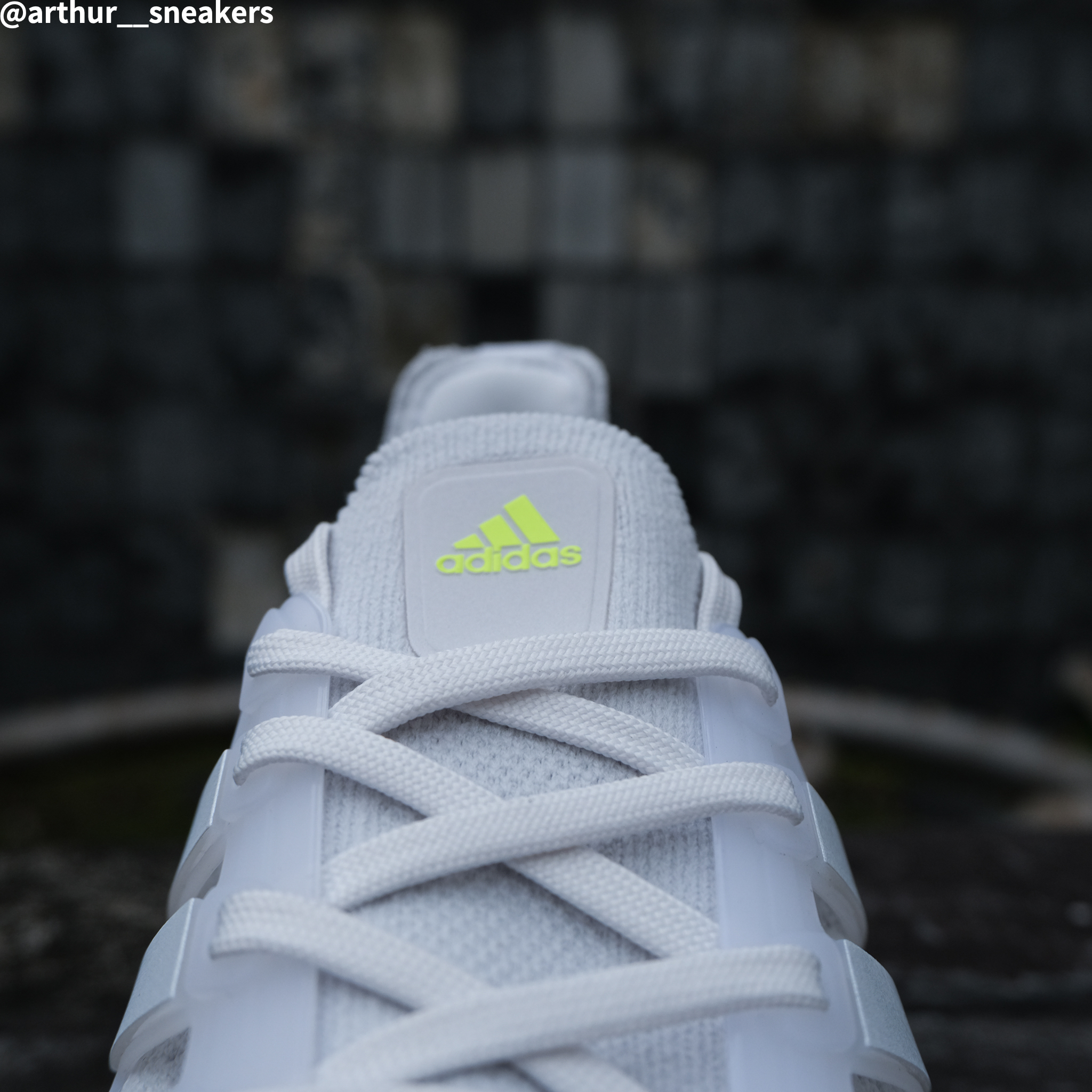 COOL 開箱｜Q彈腳感小心一穿就上癮！全新 adidas Ultraboost 21 新色近賞，潮流、性能同時兼具！#文末贈鞋