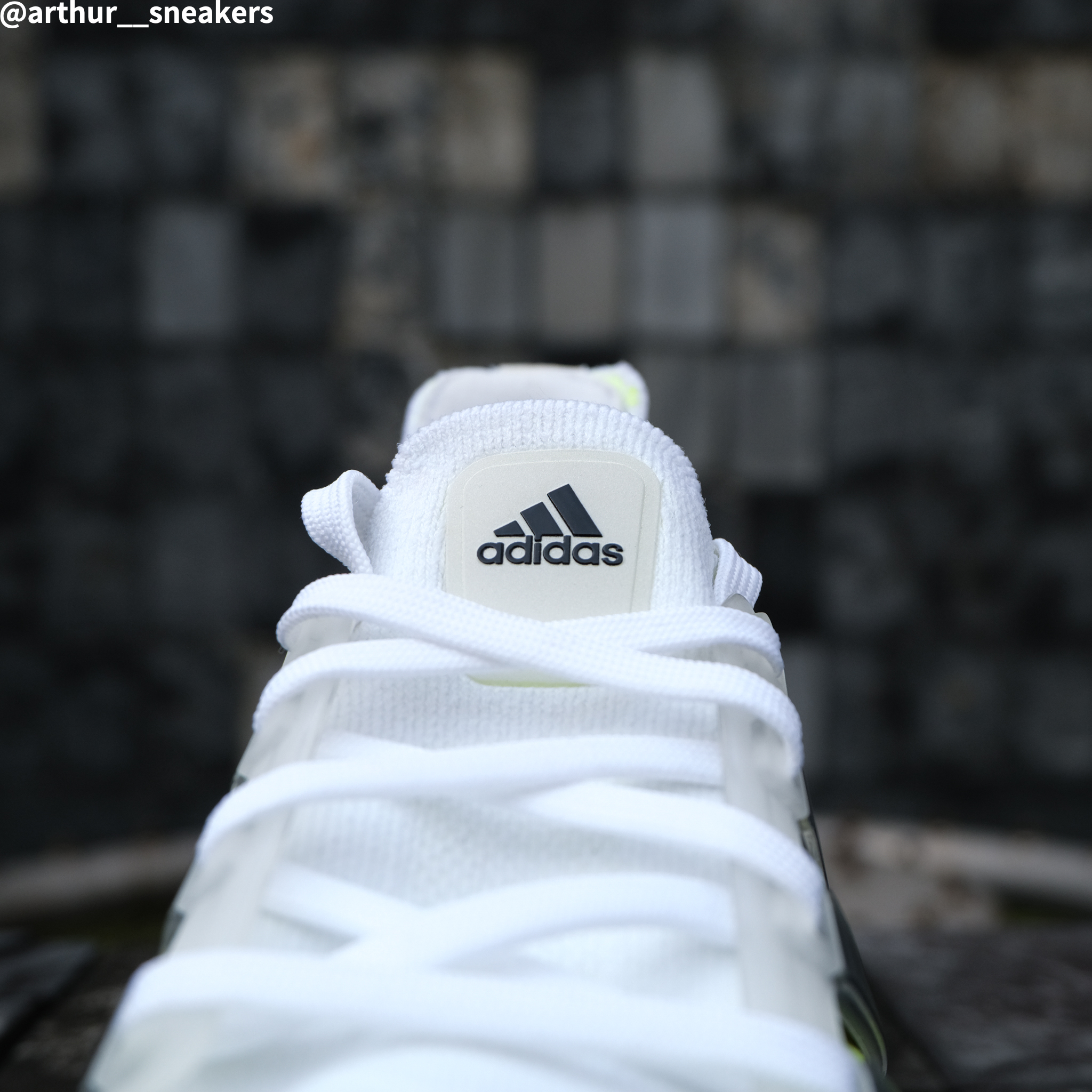 COOL 開箱｜Q彈腳感小心一穿就上癮！全新 adidas Ultraboost 21 新色近賞，潮流、性能同時兼具！#文末贈鞋