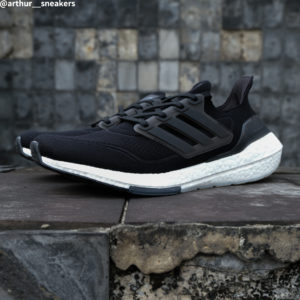 COOL 開箱｜Q彈腳感小心一穿就上癮！全新 adidas Ultraboost 21 新色近賞，潮流、性能同時兼具！#文末贈鞋