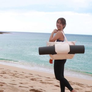 女力美學即刻閃耀！ Kipling 初春新包款全新上市，竟然還可收納瑜珈墊！