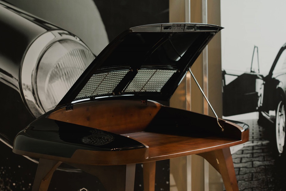 林志穎哥想換沙發嗎？超跑藝術家具 Mobellio 攜手明日選品打造五感沉浸體驗