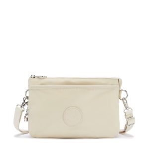 女力美學即刻閃耀！ Kipling 初春新包款全新上市，竟然還可收納瑜珈墊！