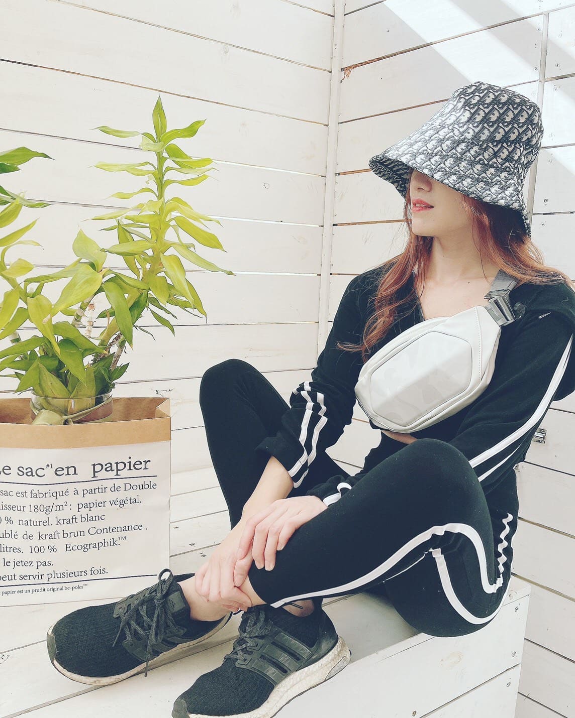 歐日熱銷話題不斷！每個人都該有一個硬殼包！ TAJEZZO缺貨包款再推年度限量潮搭新色！