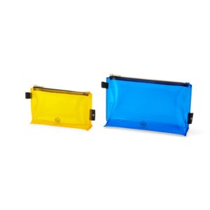 台灣販售預告｜百元買到高橋盾單品！ UNDERCOVER x GU 破天荒聯乘系列登場，經典蘋果和 Logo 輕鬆入手！#文末贈Tee