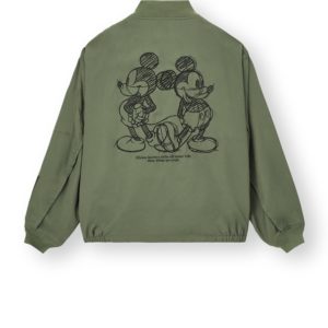 台灣販售預告｜百元買到高橋盾單品！ UNDERCOVER x GU 破天荒聯乘系列登場，經典蘋果和 Logo 輕鬆入手！#文末贈Tee